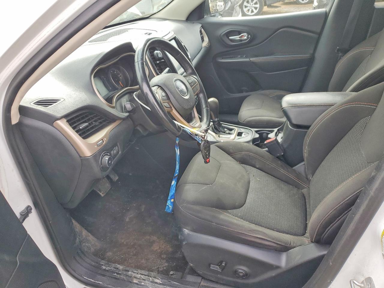 2017 Jeep Cherokee Latitude - zdjęcie 7