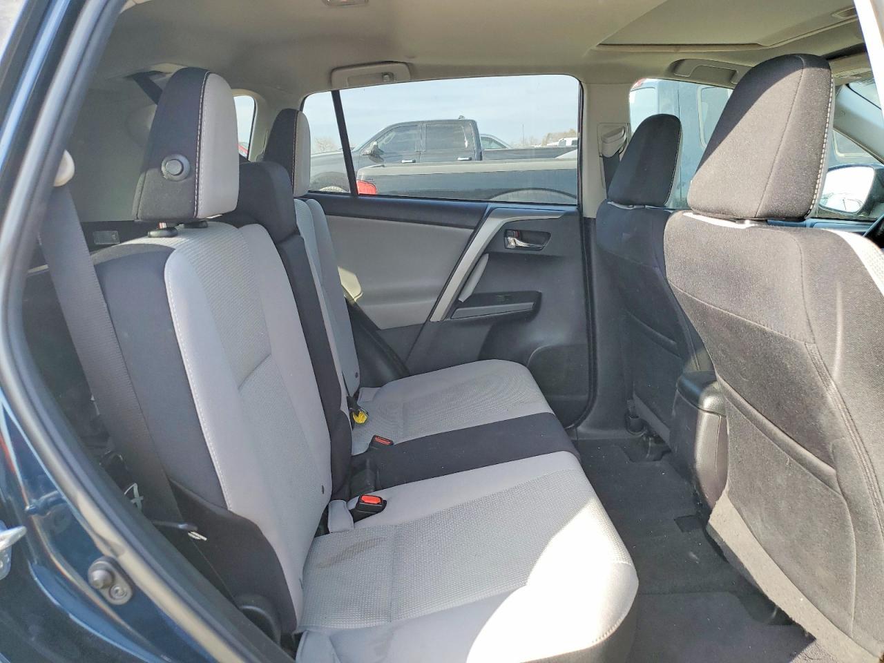 2018 Toyota Rav4 Adventure - zdjęcie 11