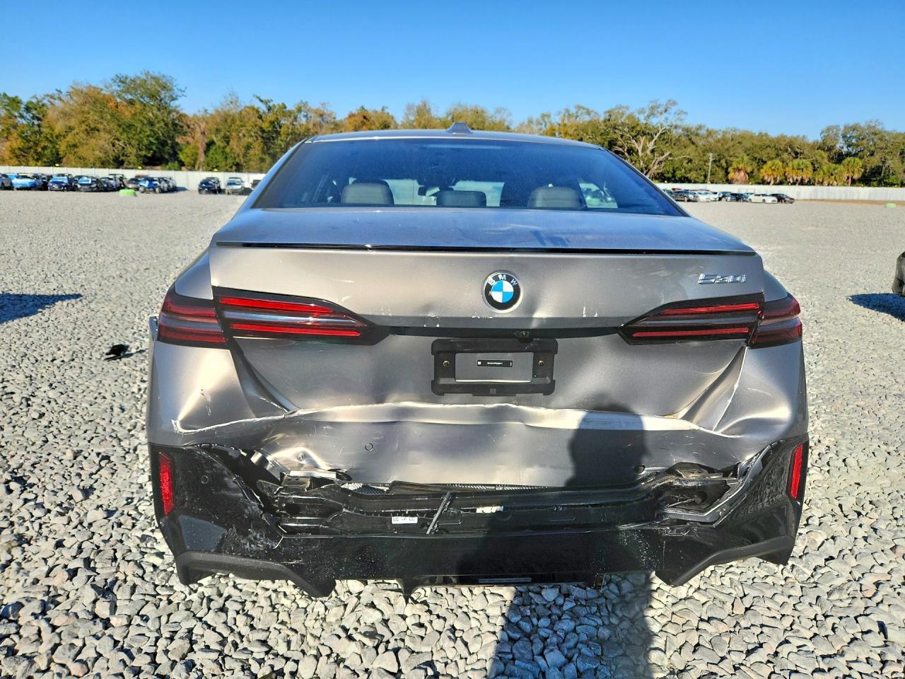 2025 BMW 530 I - zdjęcie 6