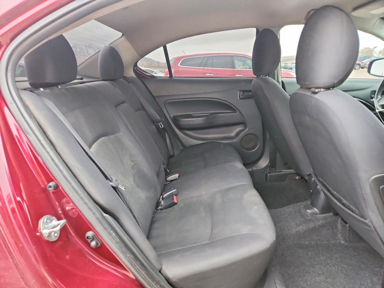2017 Mitsubishi Mirage G4 Es - zdjęcie 10