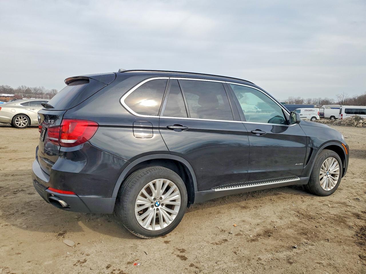 2015 BMW X5 xDrive50I - zdjęcie 3