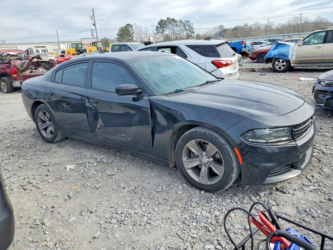 2016 Dodge Charger Sxt - zdjęcie 4