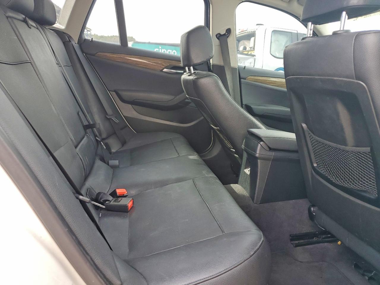 2015 BMW X1 xDrive35I - zdjęcie 10