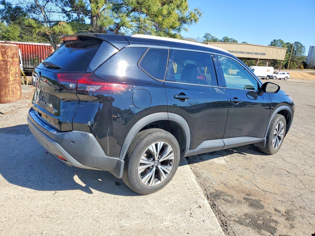 2021 Nissan Rogue Sv - zdjęcie 3