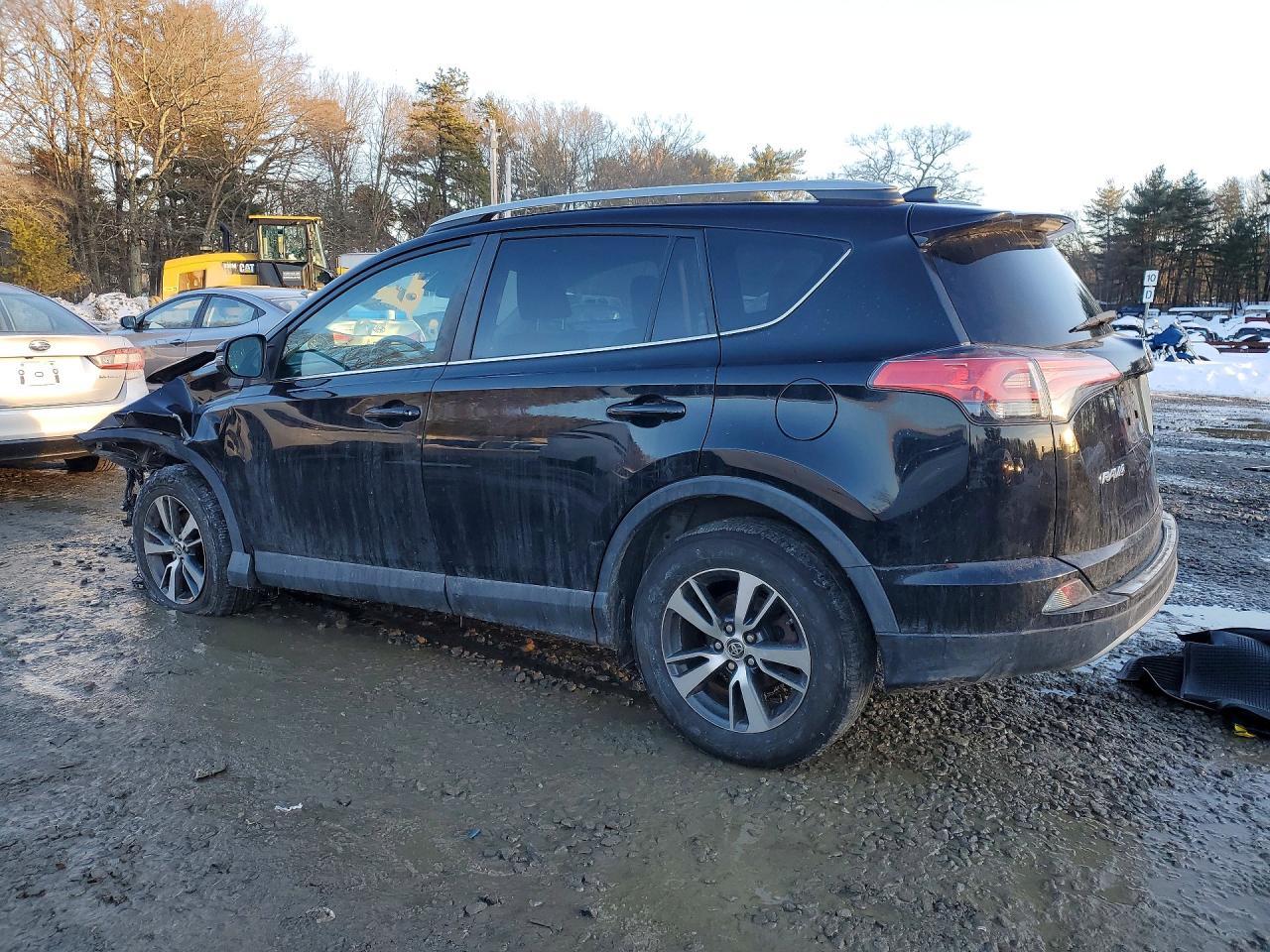 2018 Toyota Rav4 Adventure - zdjęcie 2