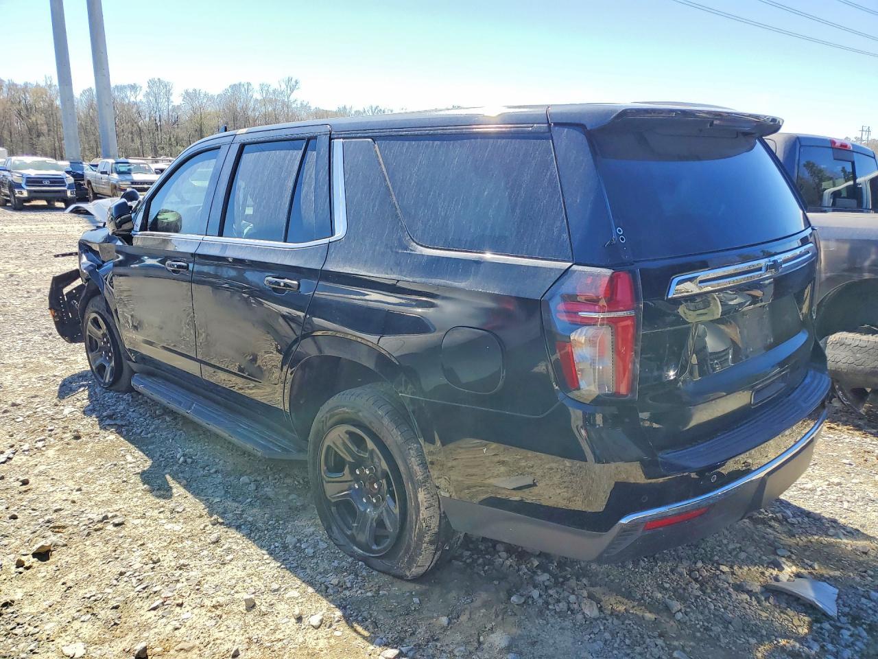 2021 Chevrolet Tahoe C1500 - zdjęcie 2