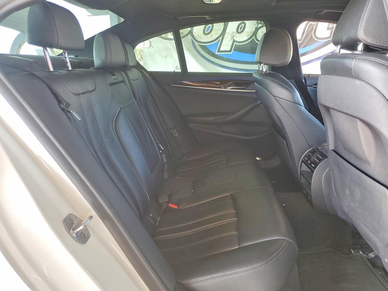 2018 BMW Seria 5 530e - zdjęcie 10