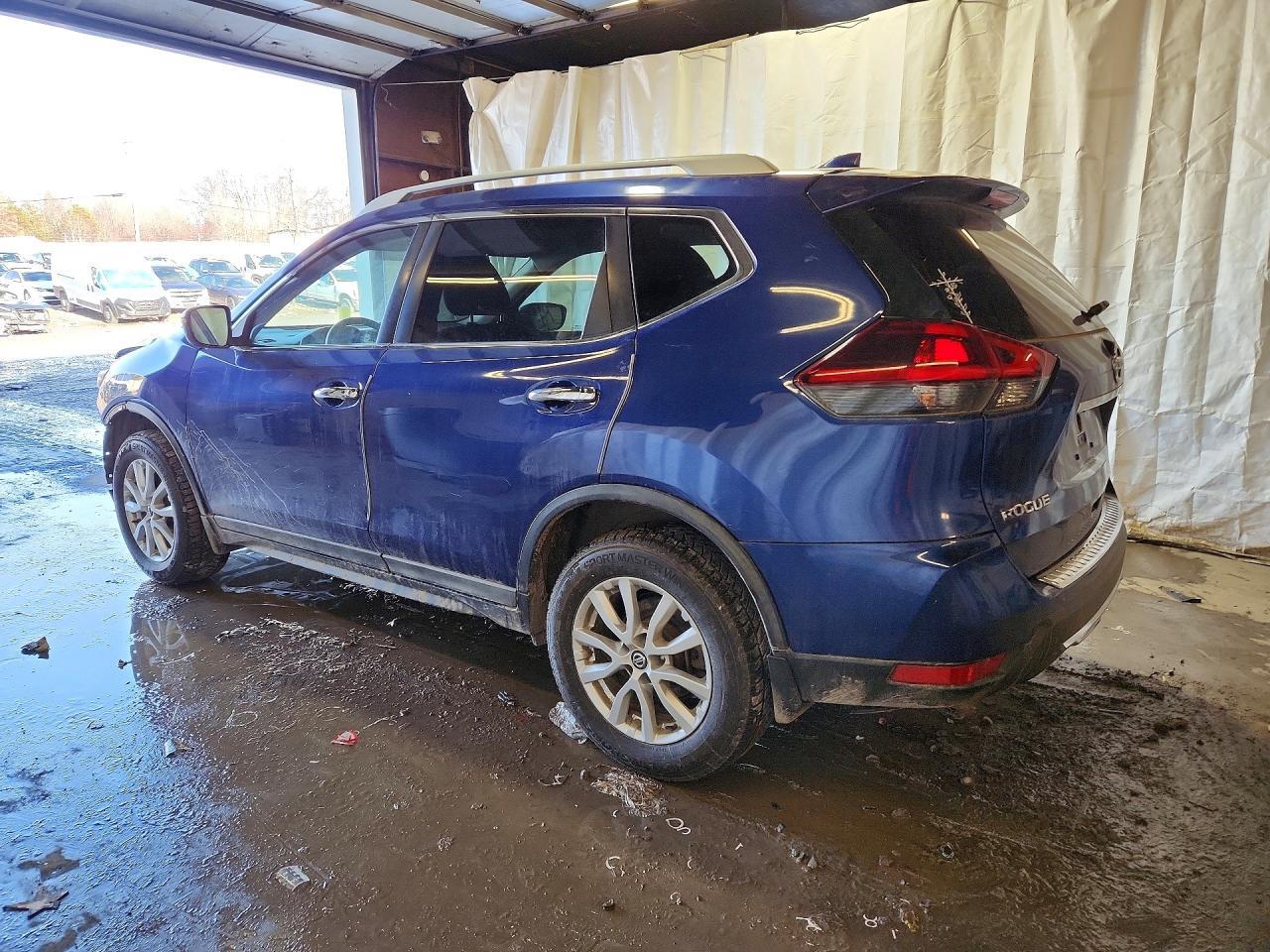 2018 Nissan Rogue Sv - zdjęcie 2