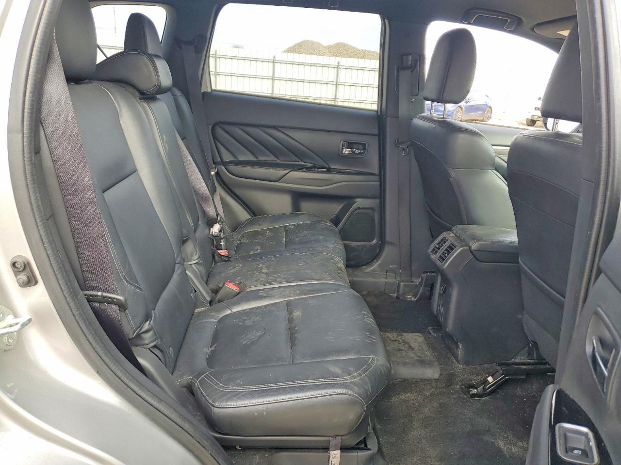 2019 Mitsubishi Outlander Sel - zdjęcie 10