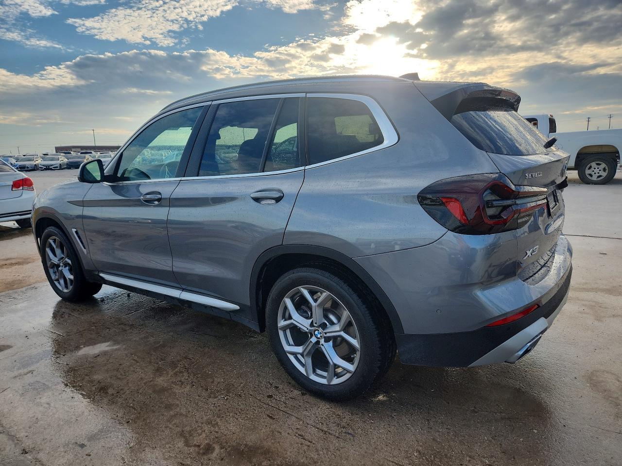 2024 BMW X3 Sdrive30I - zdjęcie 2