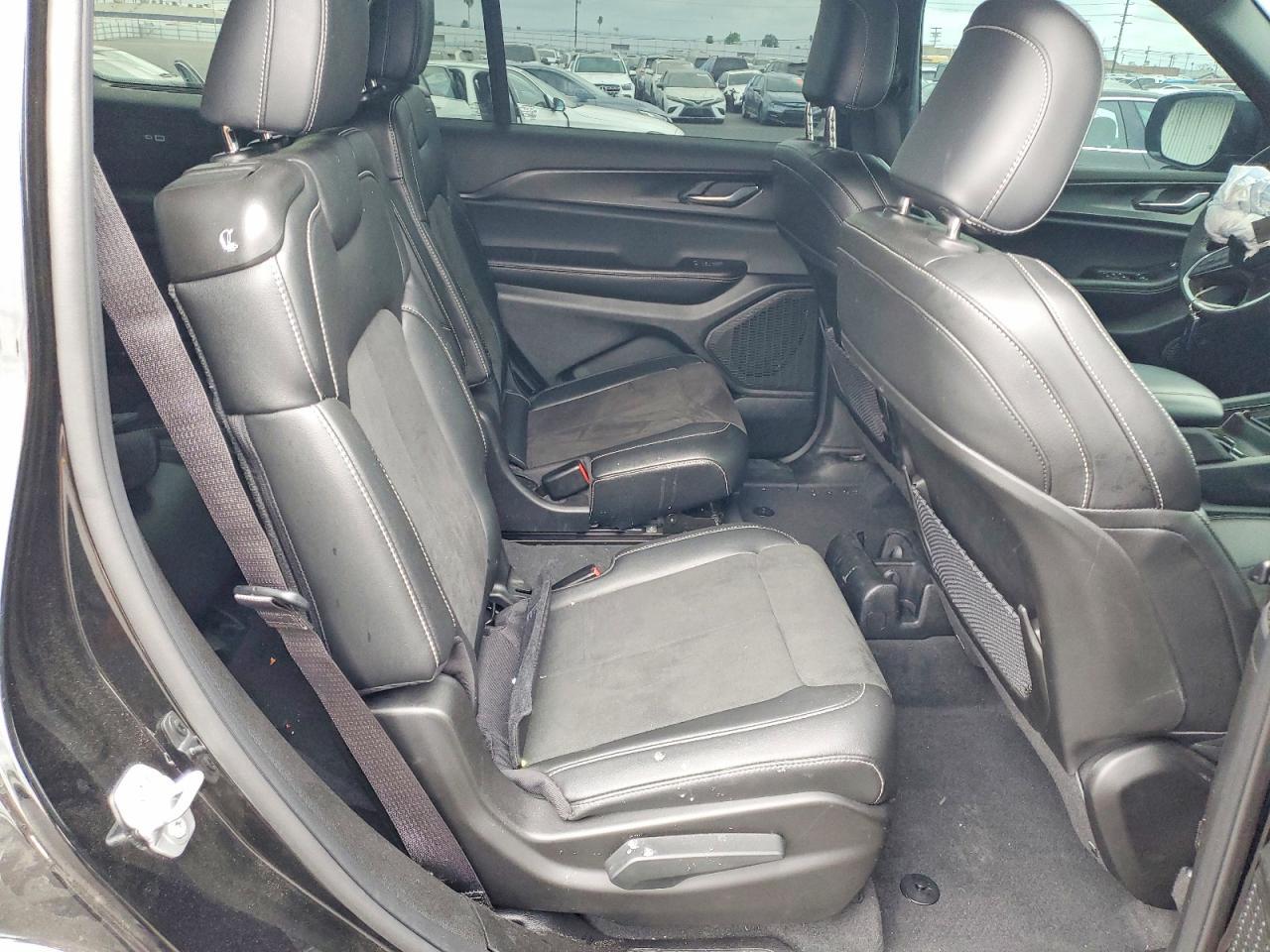 2025 Jeep Grand Cherokee L Laredo - zdjęcie 11