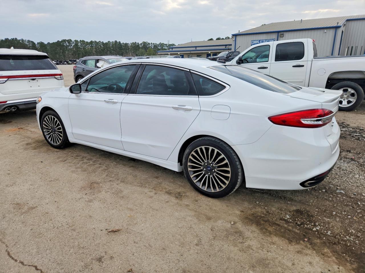 2018 Ford Fusion Titanium - zdjęcie 2