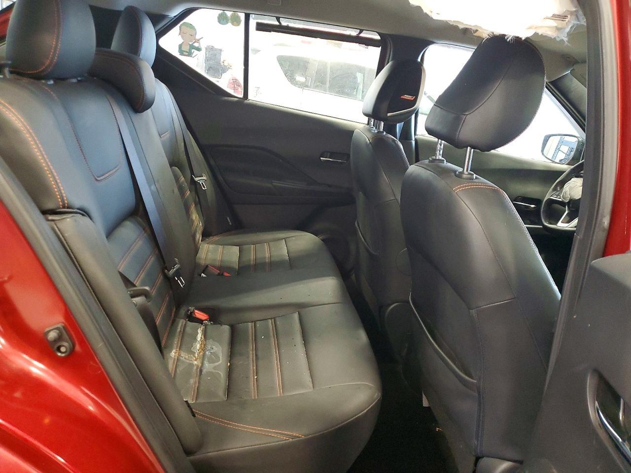 2020 Nissan Kicks Sr - zdjęcie 11