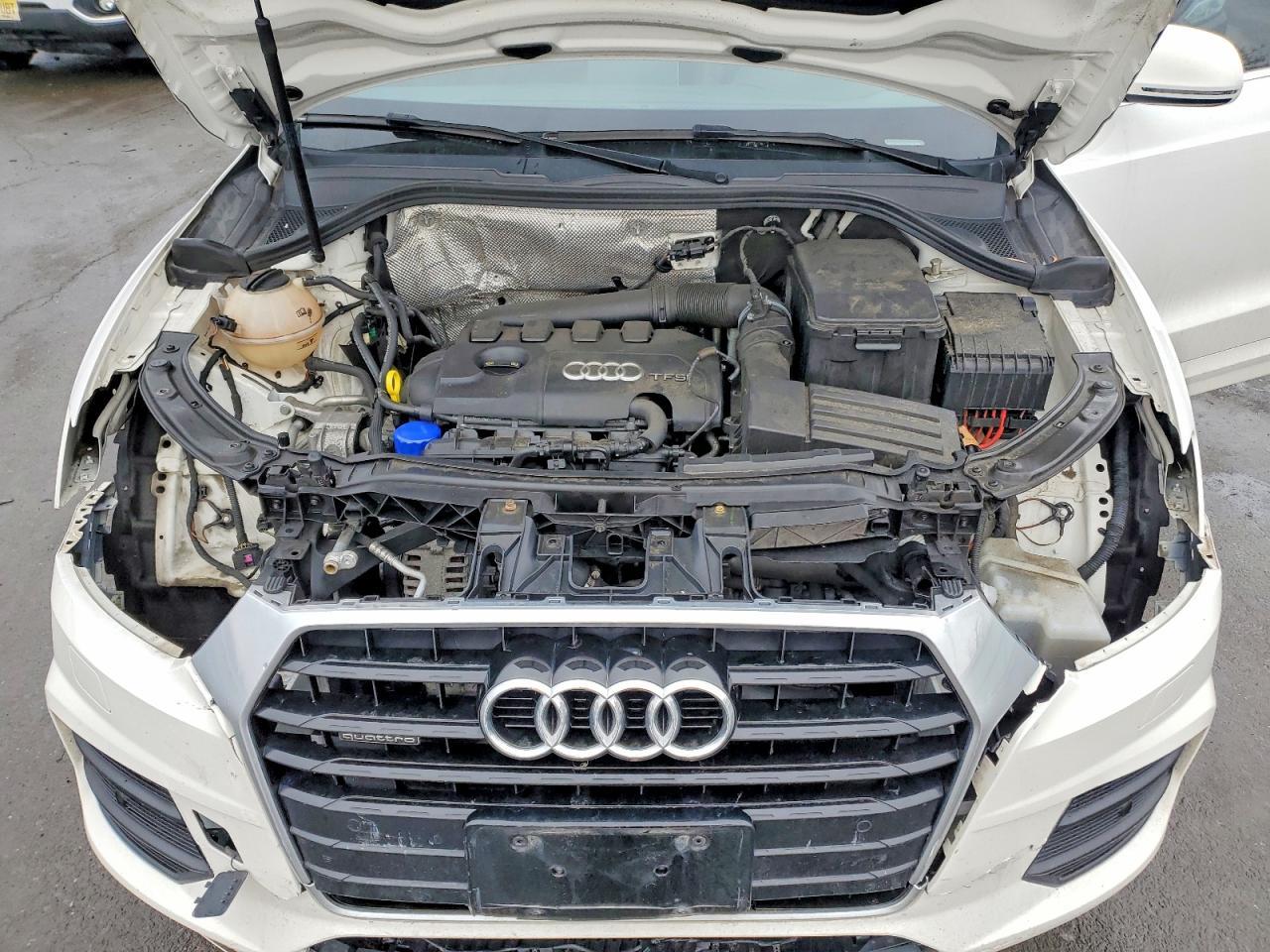 2016 Audi Q3 Premium Plus - zdjęcie 11