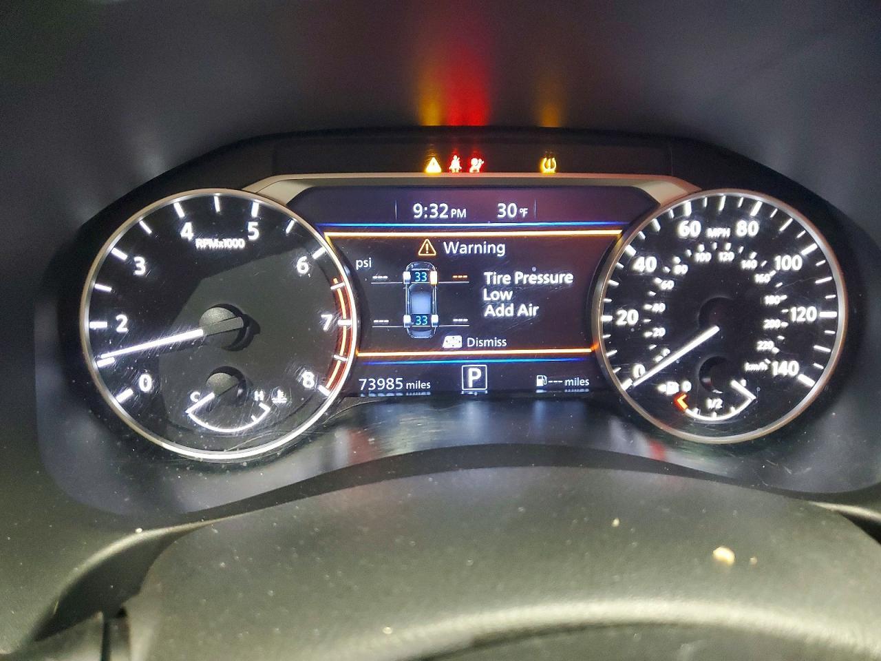 2020 Nissan Altima Sr - zdjęcie 9