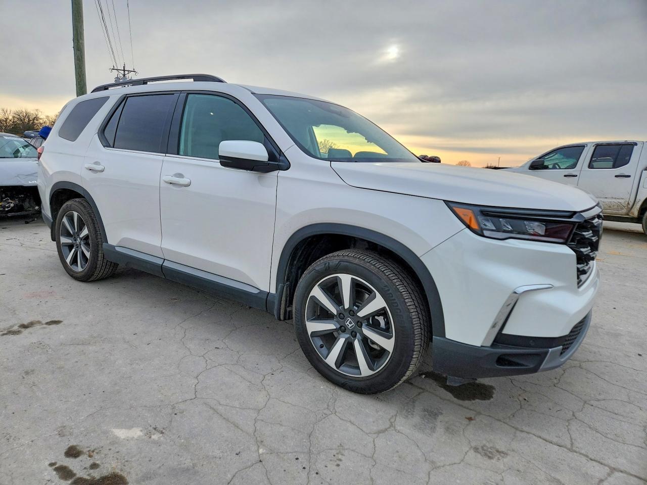 2025 Honda Pilot Touring - zdjęcie 4