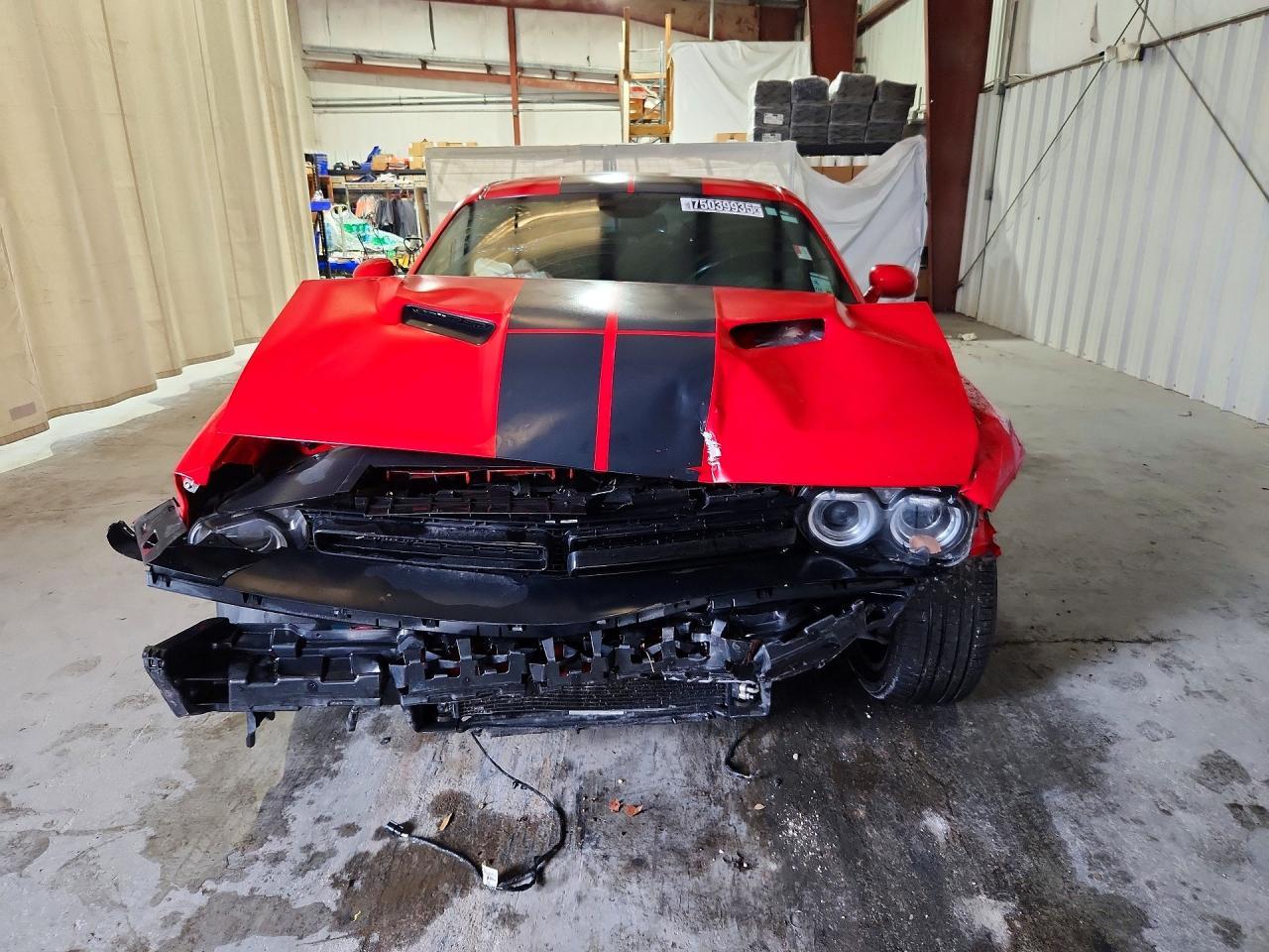 2022 Dodge Challenger Sxt - zdjęcie 5