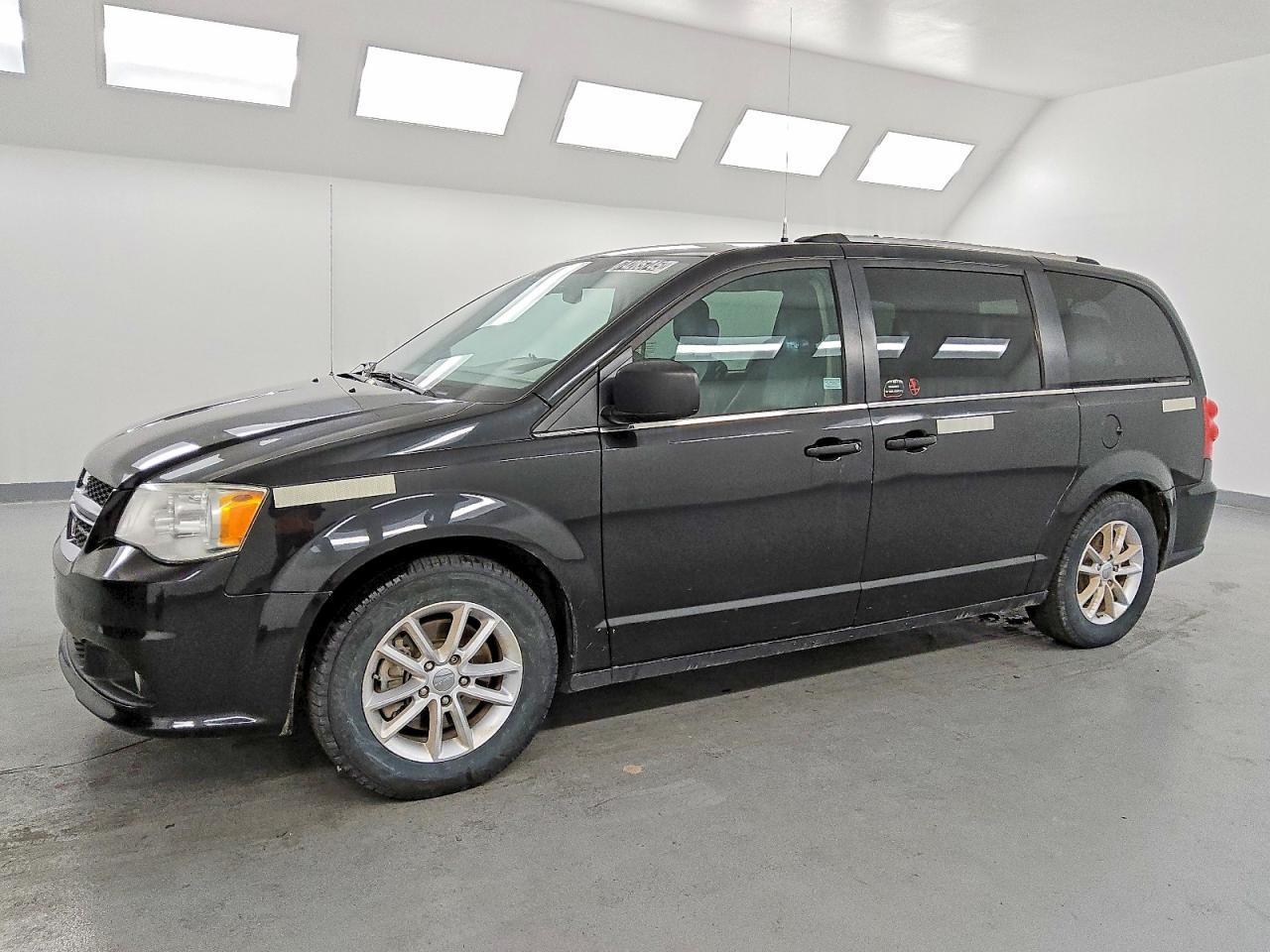 2019 Dodge Grand Caravan Sxt - zdjęcie główne