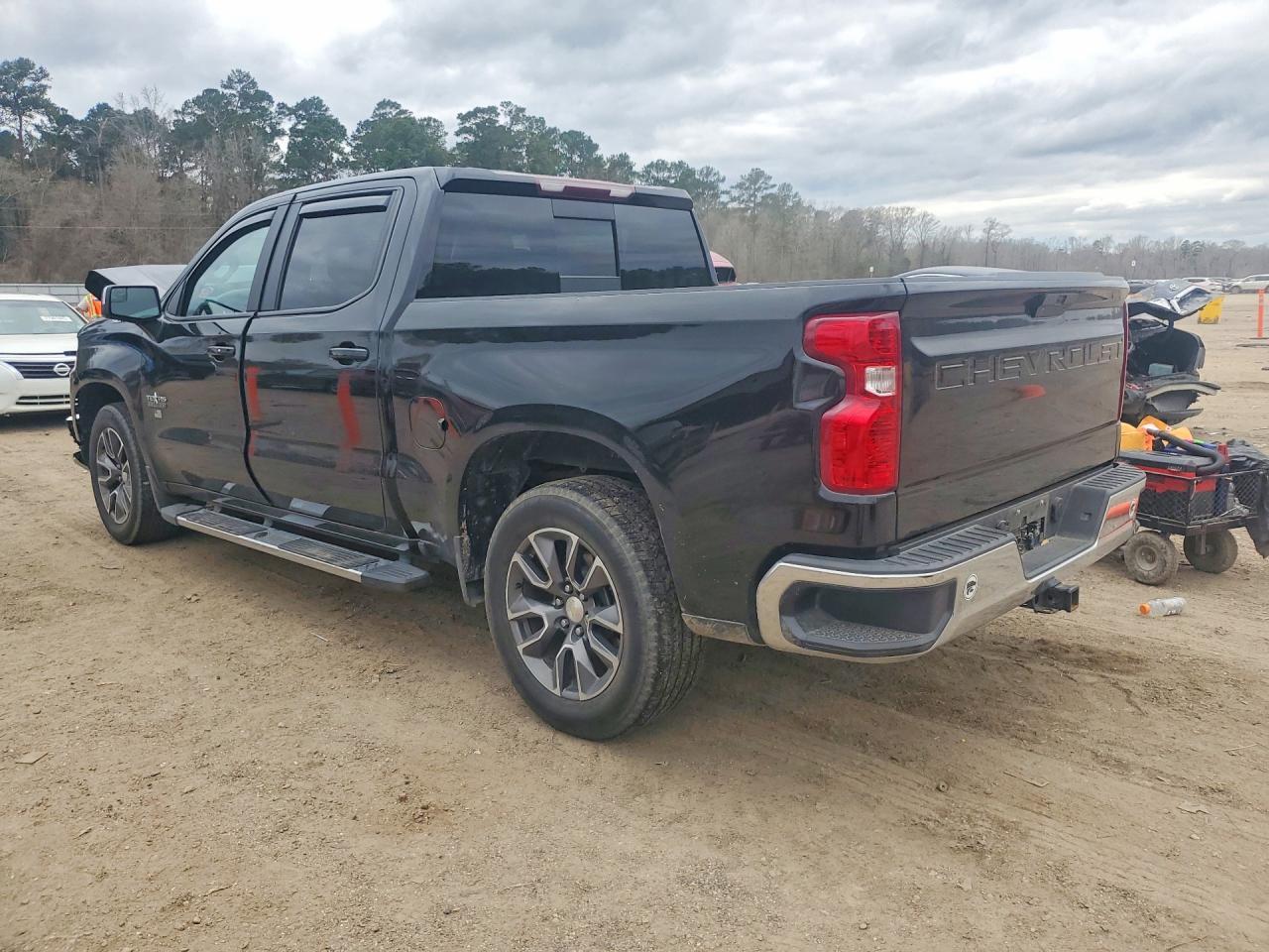 2020 Chevrolet Silverado C1500 Lt - zdjęcie 2