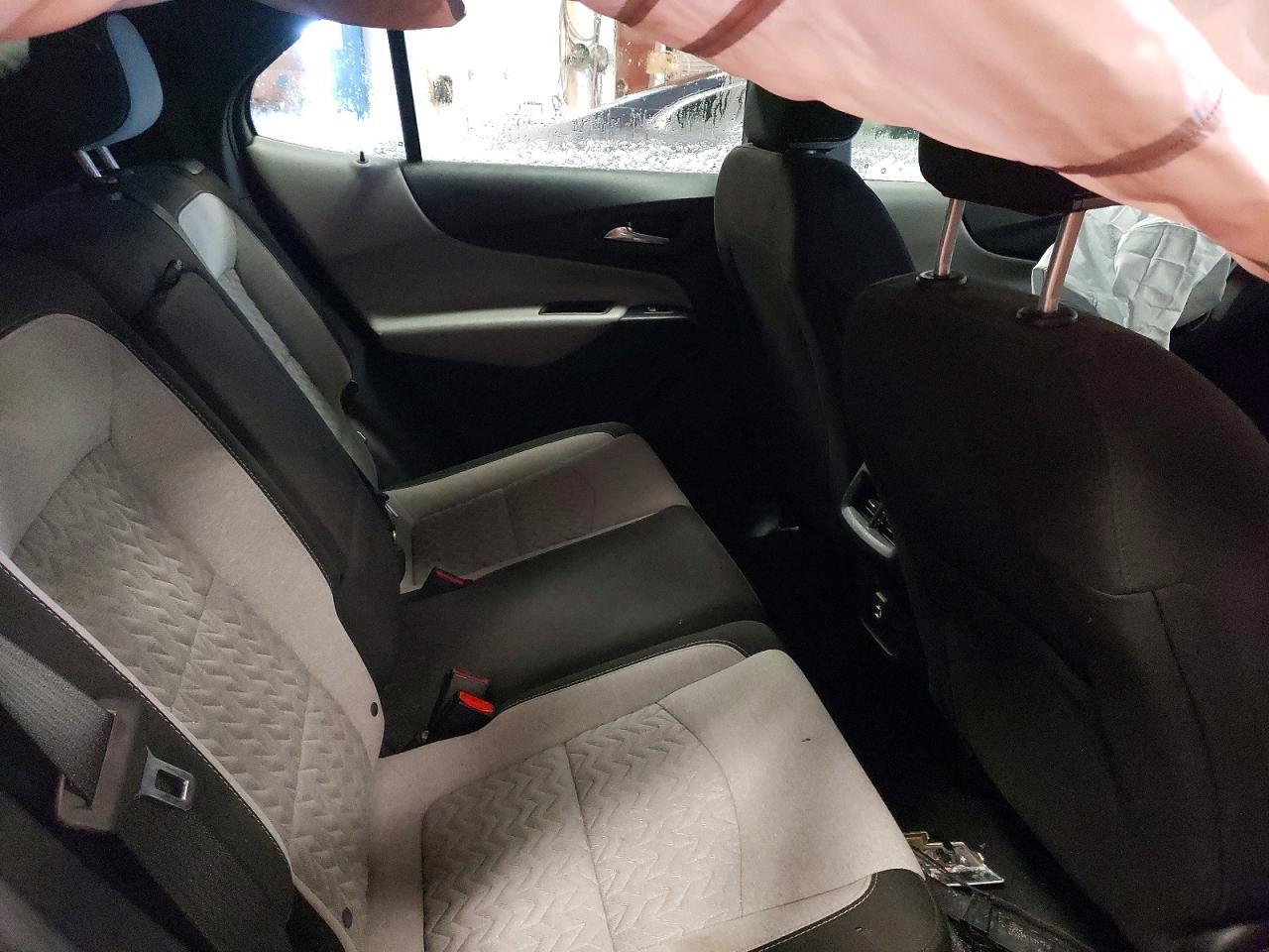 2022 Chevrolet Equinox Ls - zdjęcie 11