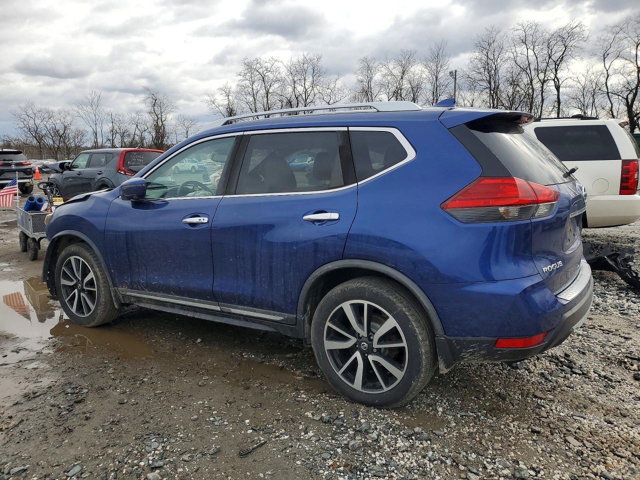 2017 Nissan Rogue Sl - zdjęcie 2