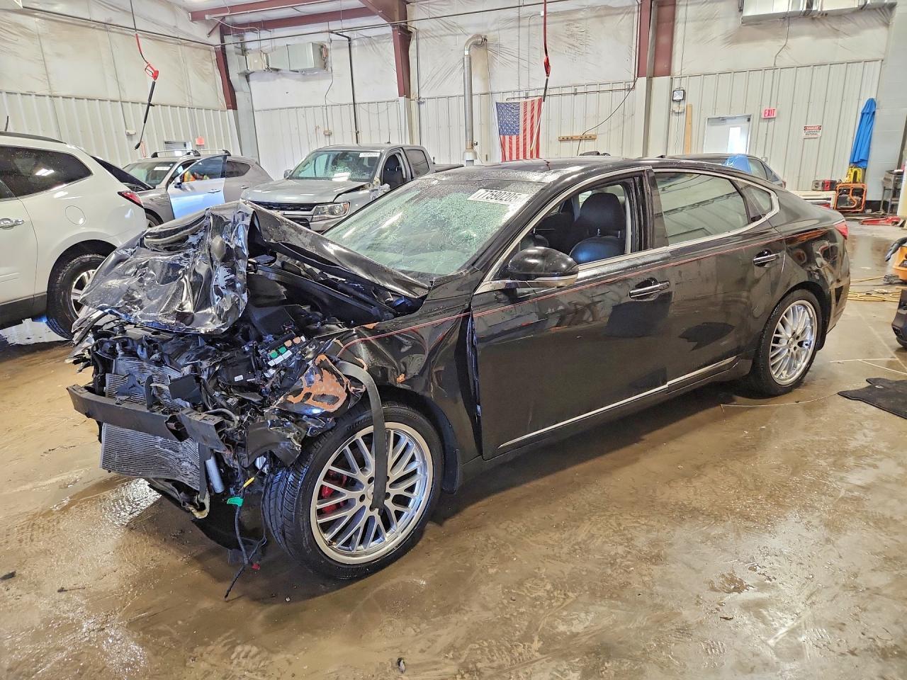 2017 Kia Cadenza Limited - zdjęcie główne