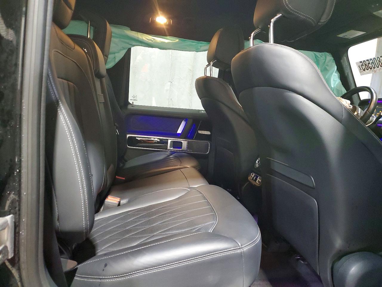 2023 Mercedes-Benz G 550 - zdjęcie 11