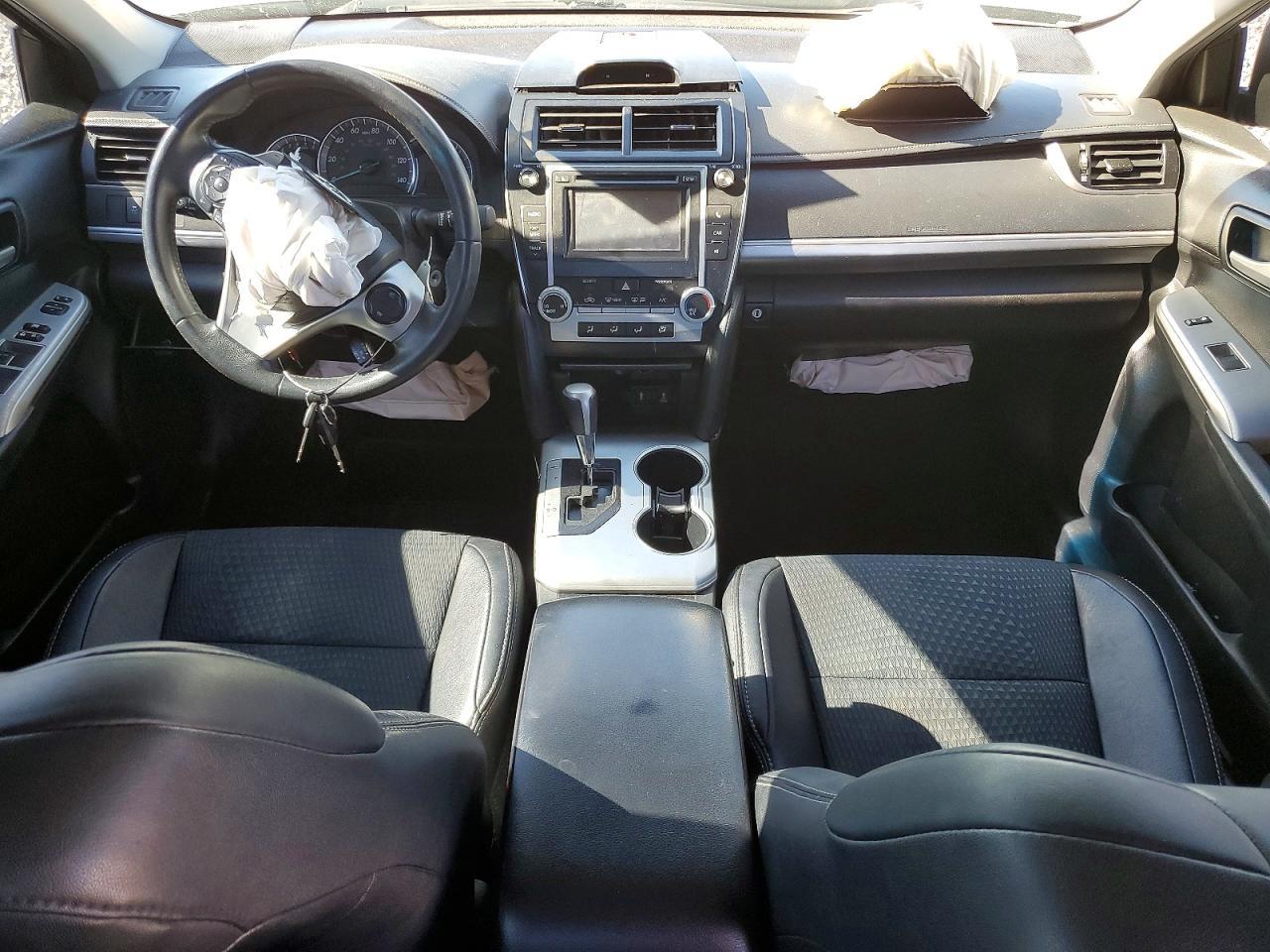 2014 Toyota Camry Se - zdjęcie 8