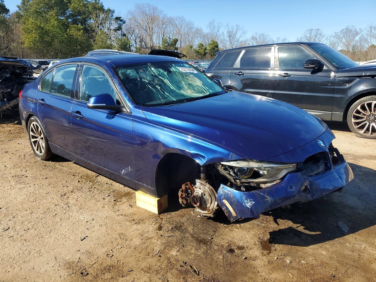 2018 BMW 320 Xi - zdjęcie 4