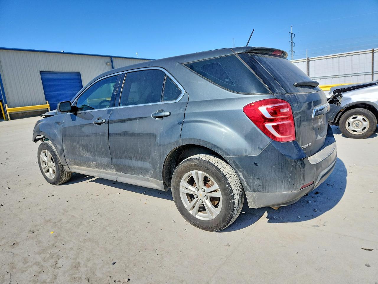 2017 Chevrolet Equinox Ls - zdjęcie 2