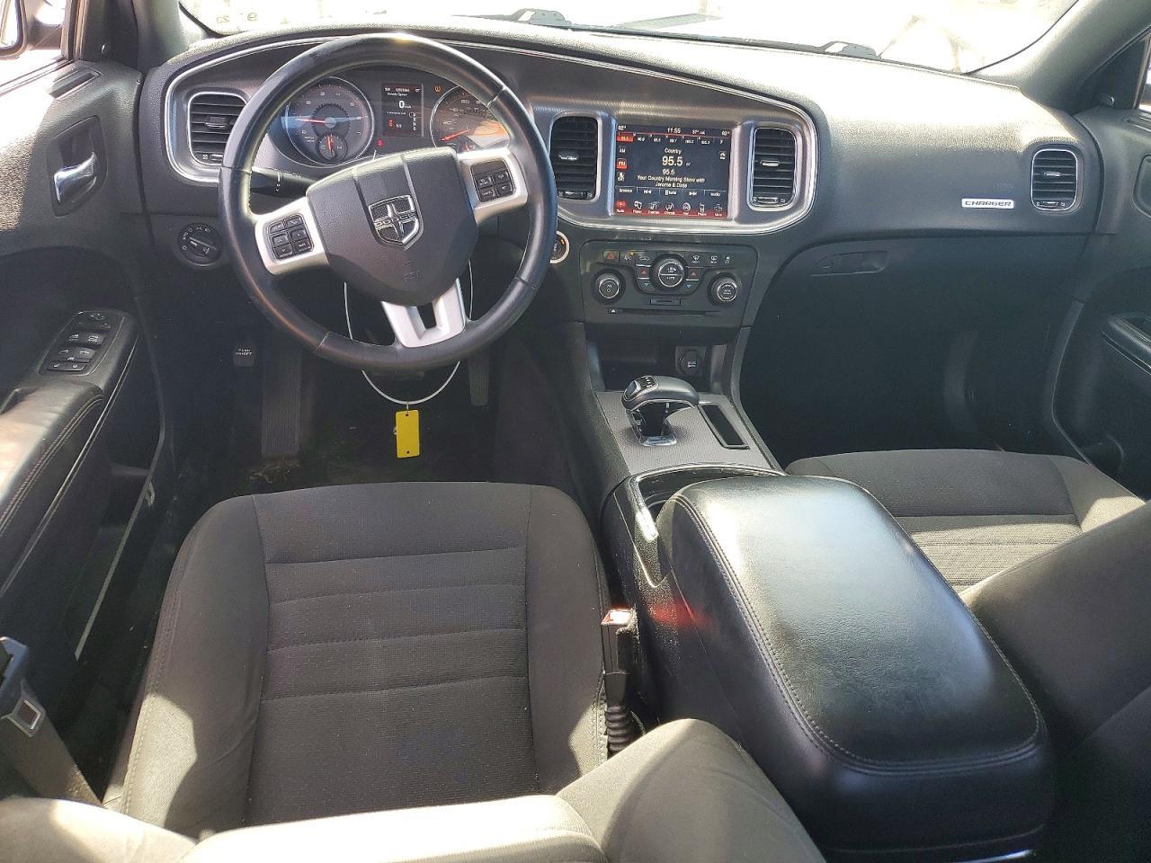 2014 Dodge Charger Sxt - zdjęcie 8