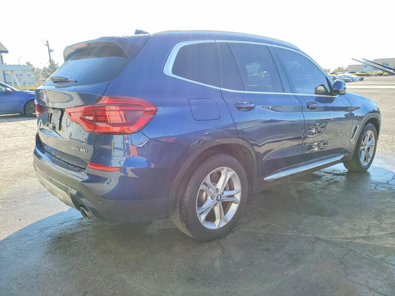 2019 BMW X3 Sdrive30I - zdjęcie 3