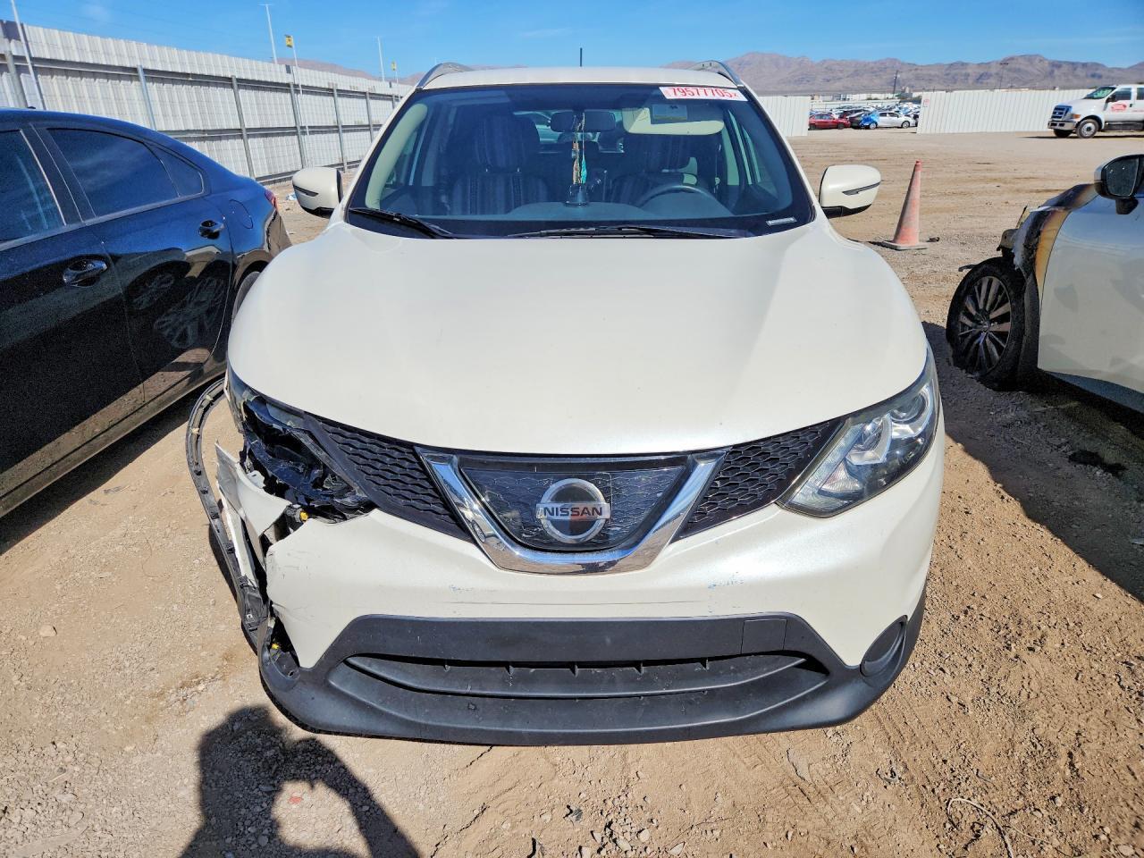 2018 Nissan Rogue Sport S - zdjęcie 5