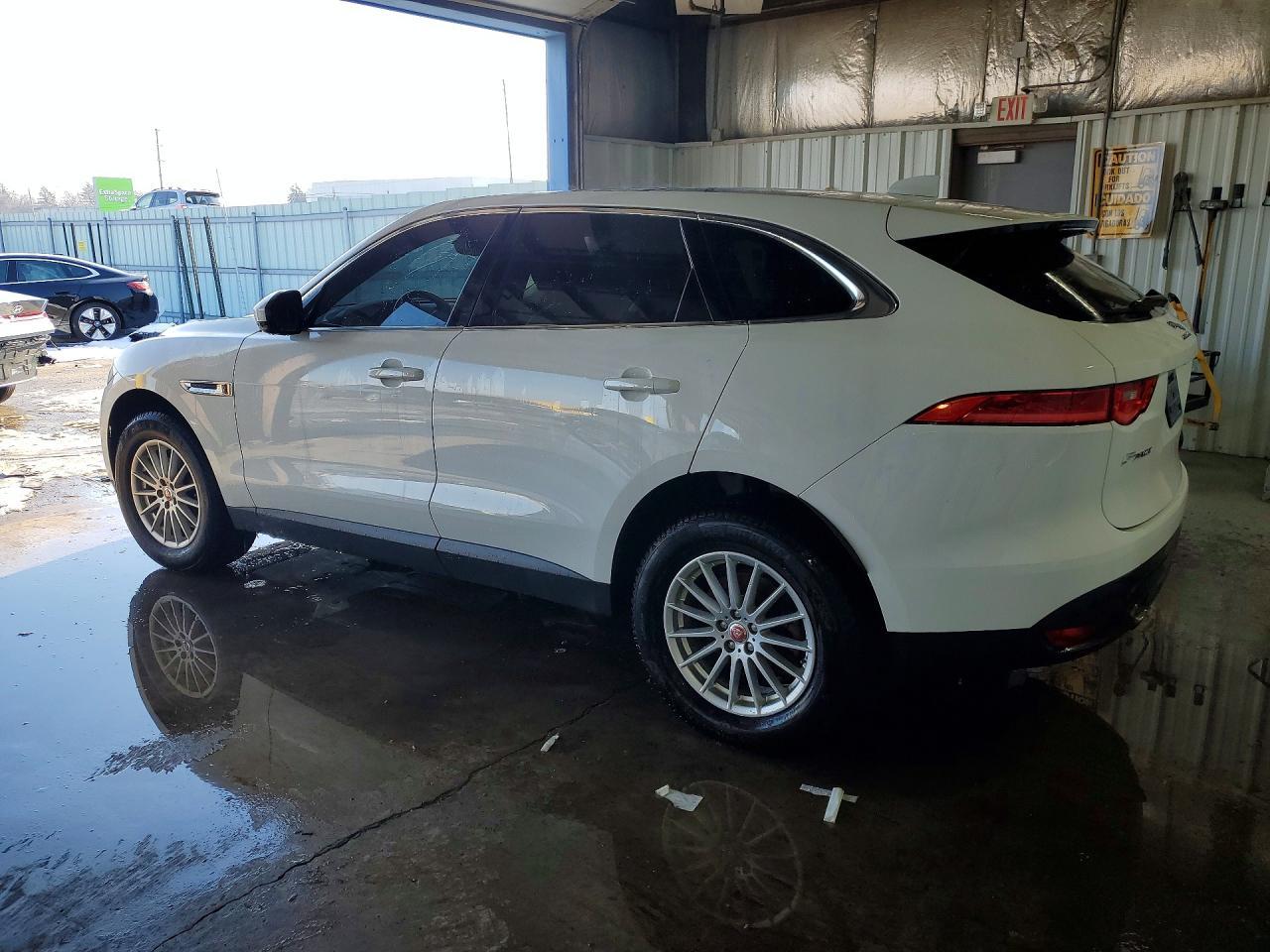 2019 Jaguar F-Pace - zdjęcie 2