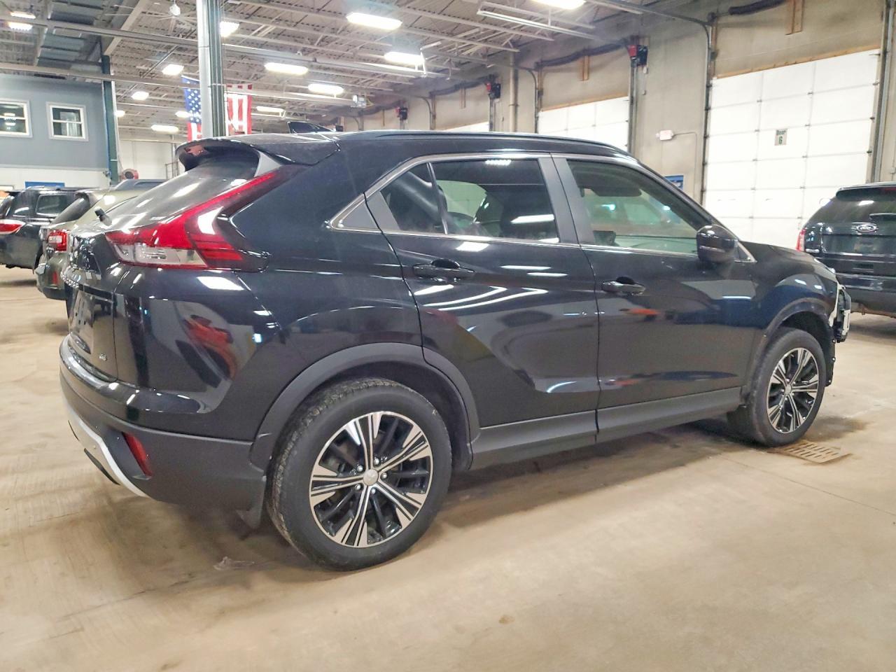 2022 Mitsubishi Eclipse Cross Se - zdjęcie 3