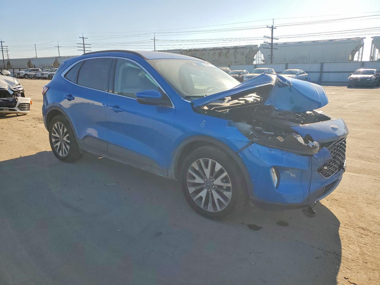 2020 Ford Escape Titanium - zdjęcie 4