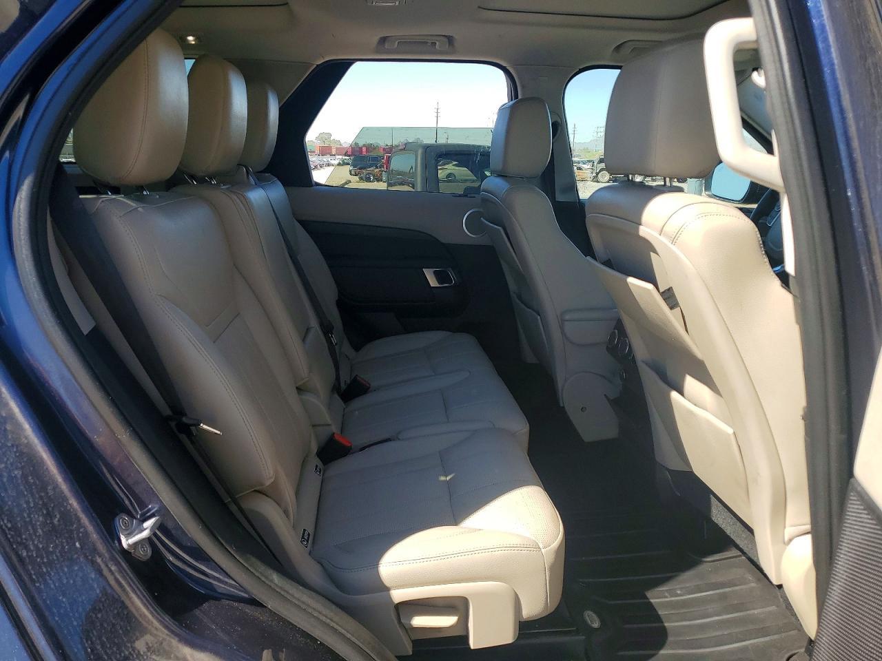 2017 Land Rover Discovery Hse - zdjęcie 10