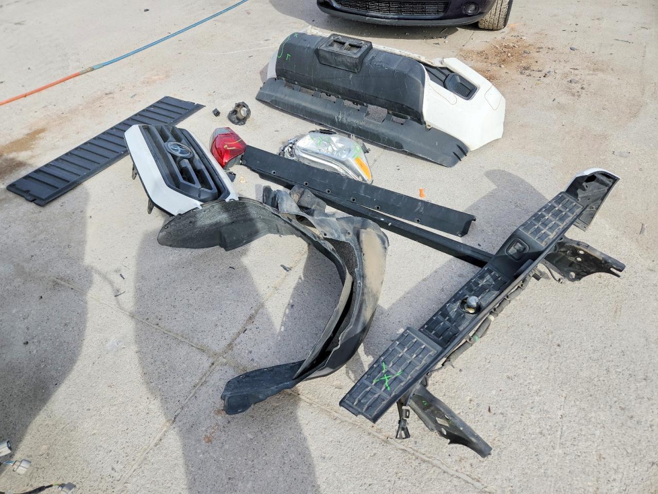 2021 Toyota Tacoma Sr - zdjęcie 12