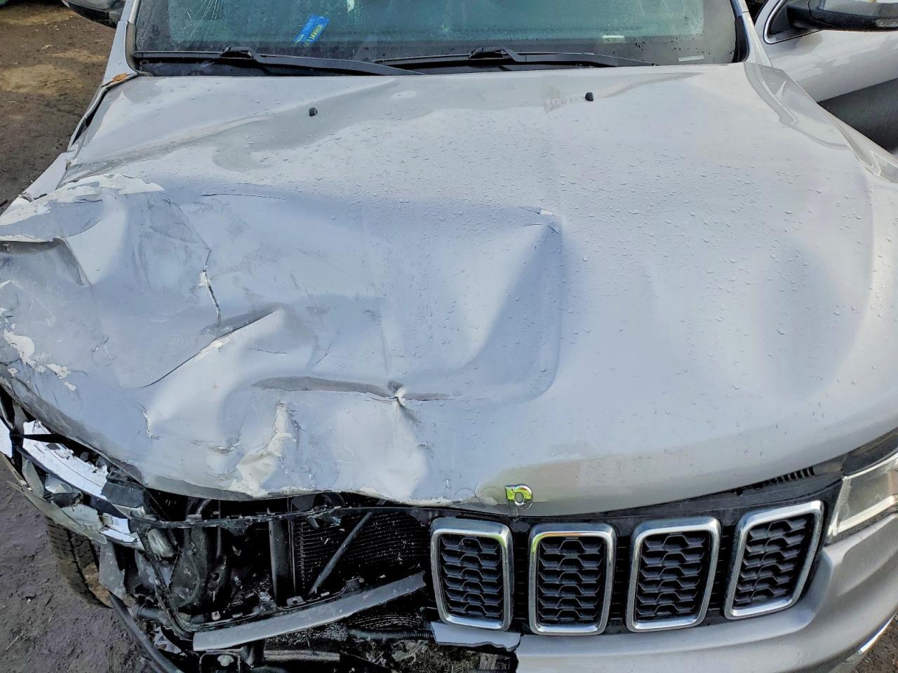 2019 Jeep Grand Cherokee Limited - zdjęcie 12