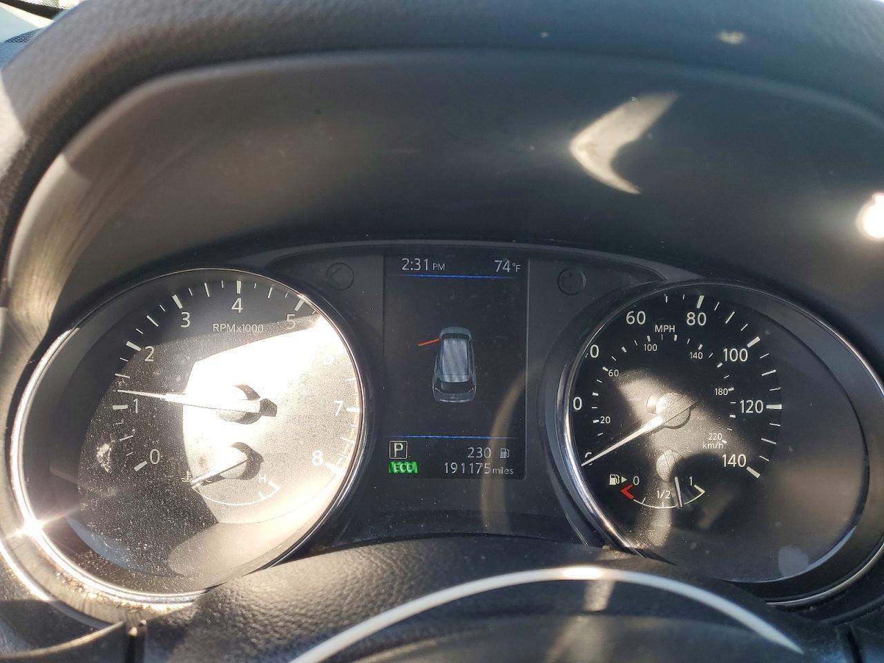 2020 Nissan Rogue S - zdjęcie 9