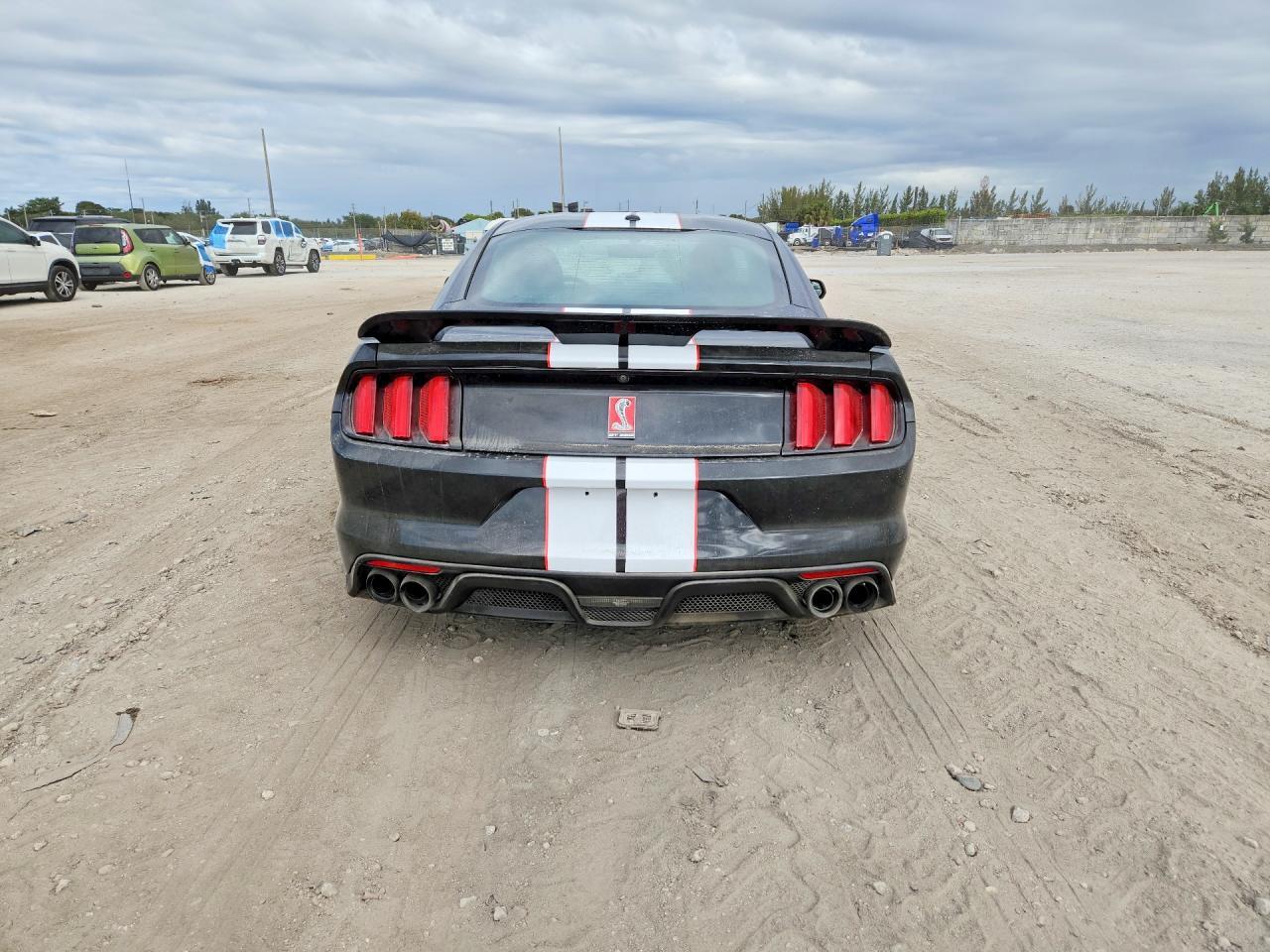 2016 Ford Mustang Shelby Gt350 - zdjęcie 6