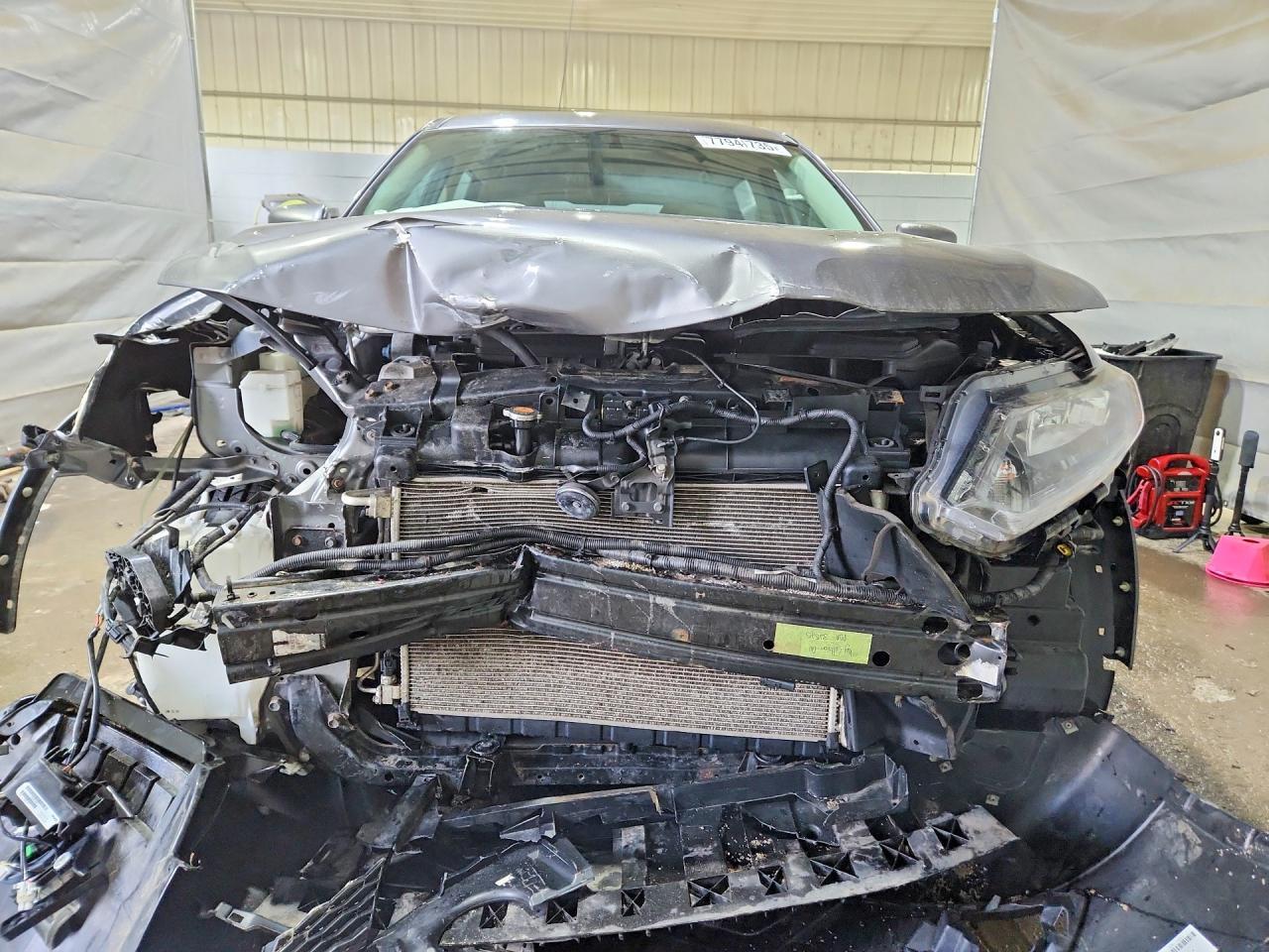 2016 Nissan Rogue S - zdjęcie 5