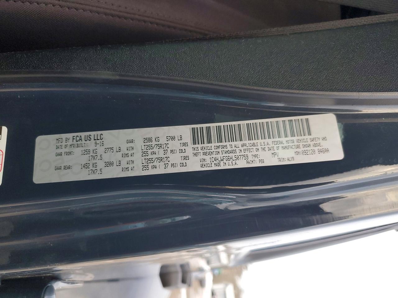 2017 Jeep Wrangler Unlimited Rubicon - zdjęcie 12