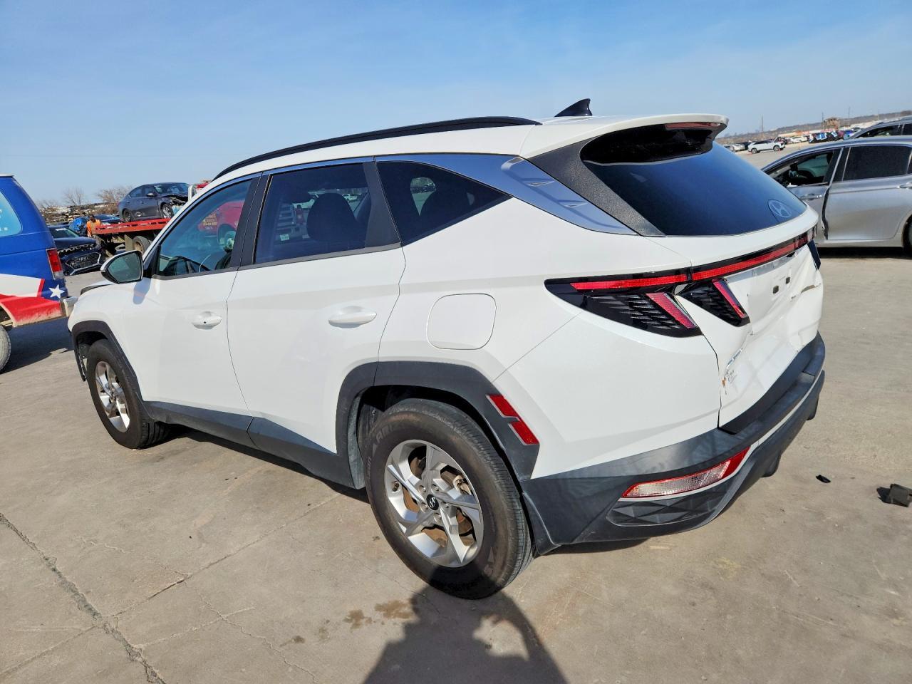2022 Hyundai Tucson Sel - zdjęcie 2