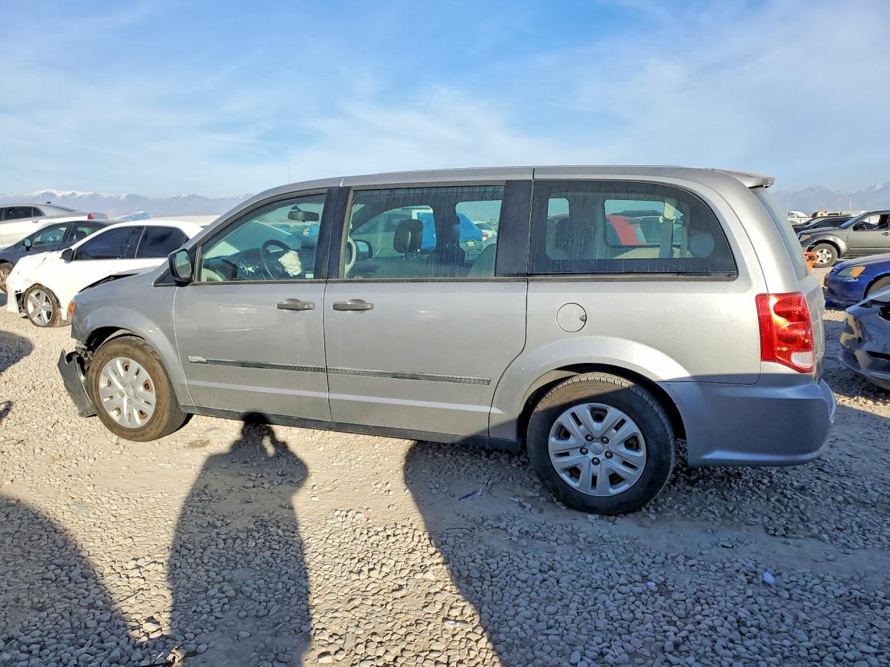 2016 Dodge Grand Caravan Se - zdjęcie 2