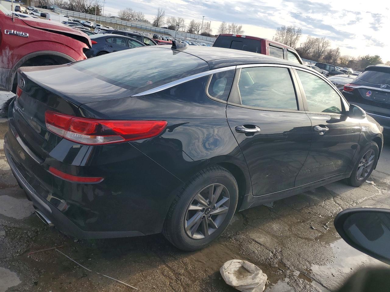 2020 Kia Optima Lx - zdjęcie 3