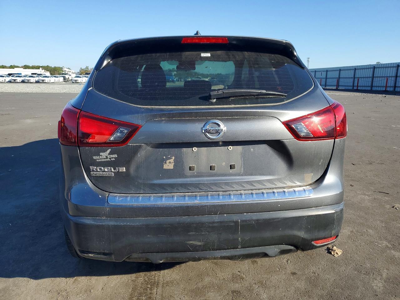 2018 Nissan Rogue Sport S - zdjęcie 6