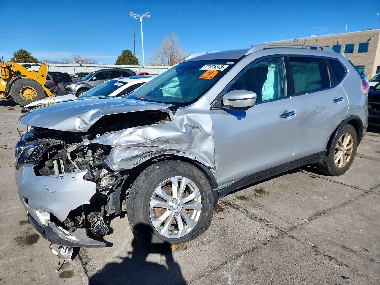 2016 Nissan Rogue Sv - zdjęcie główne