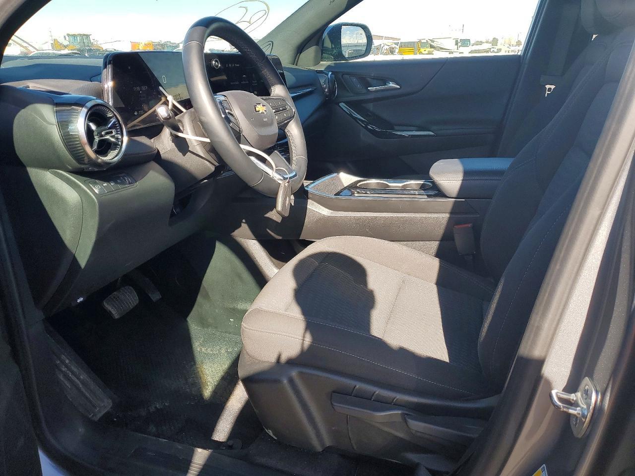 2025 Chevrolet Equinox Lt - zdjęcie 7