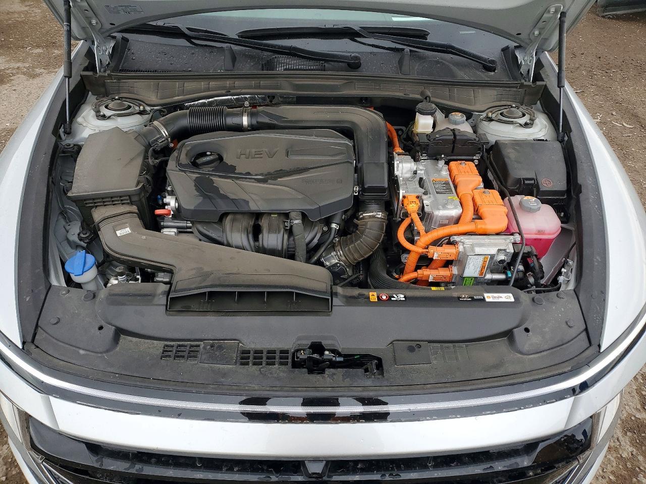 2025 Hyundai Sonata Hybrid - zdjęcie 11